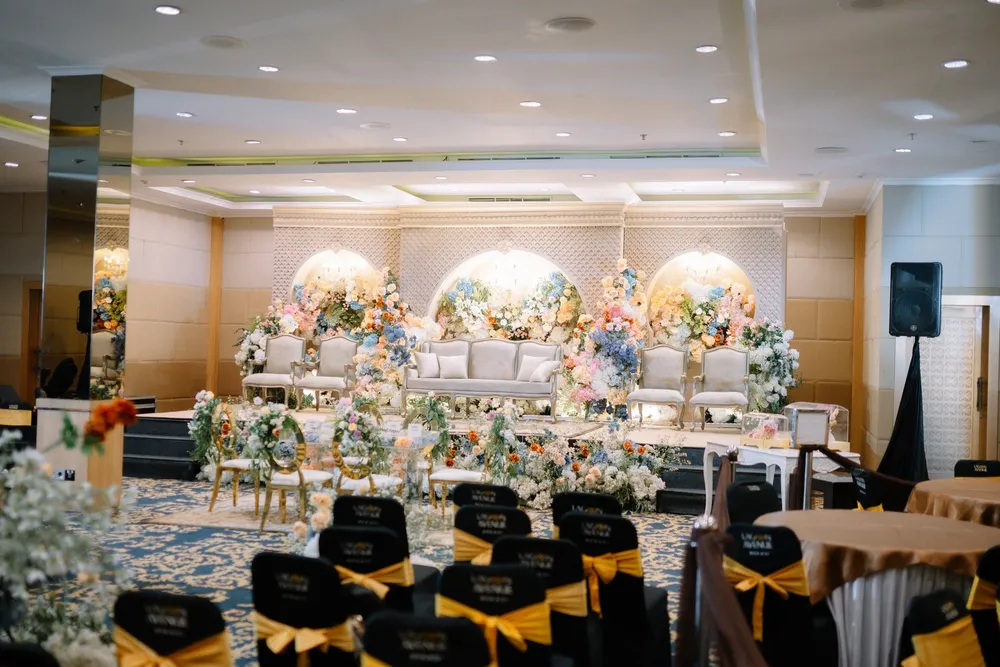 Ballroom-Lagoon-Avenue-4