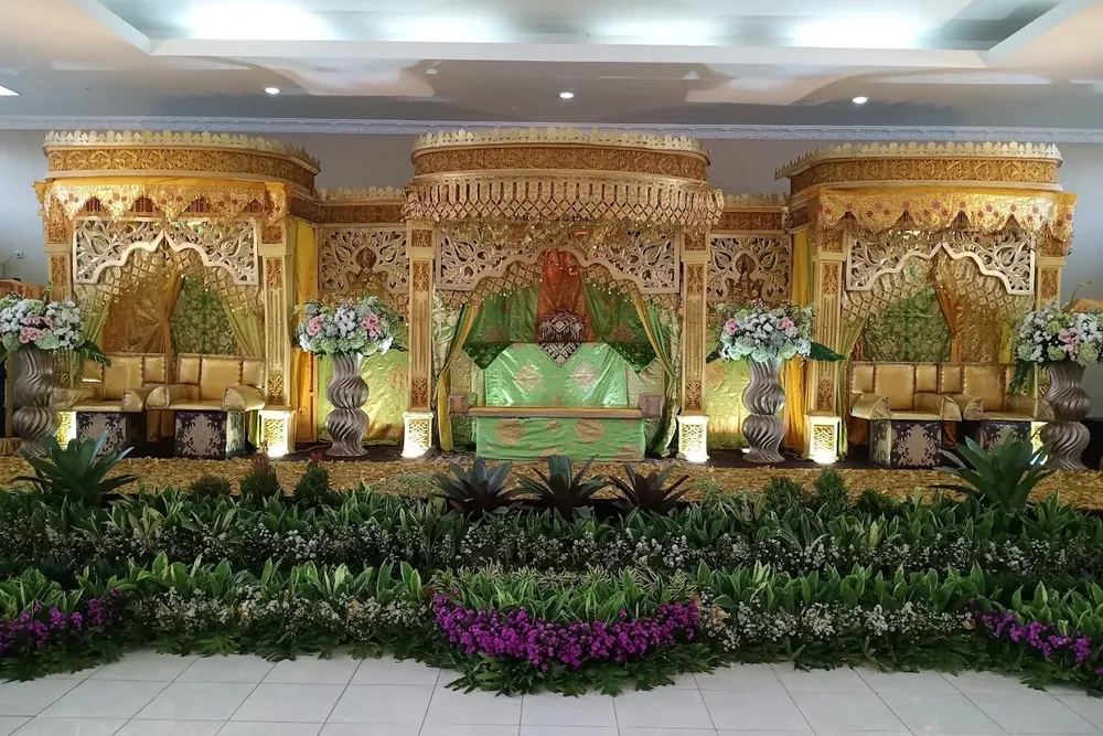 Gedung-Puspa-Pesona-Taman-Anggrek-3