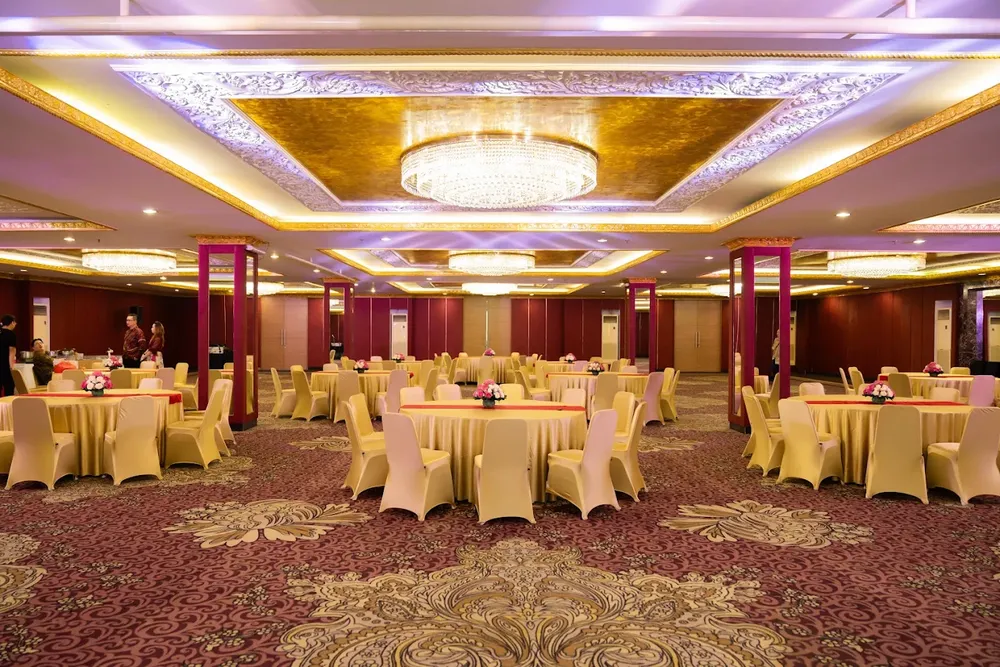 Luxus-Grand-Ballroom-2