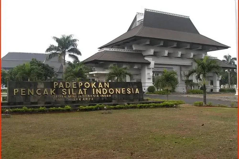 Padepokan-Pencak-Silat-TMII-4