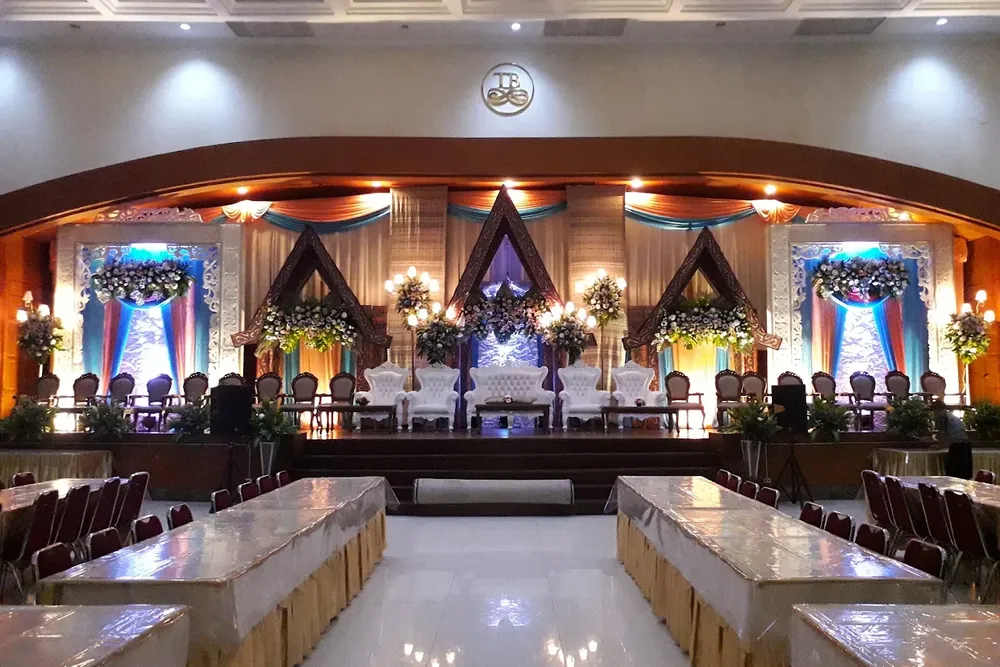 Toton-Baho-Grand-Ballroom-3